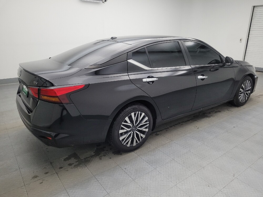 2023 Nissan Altima in Columbus, OH 43231 - 18116535 10