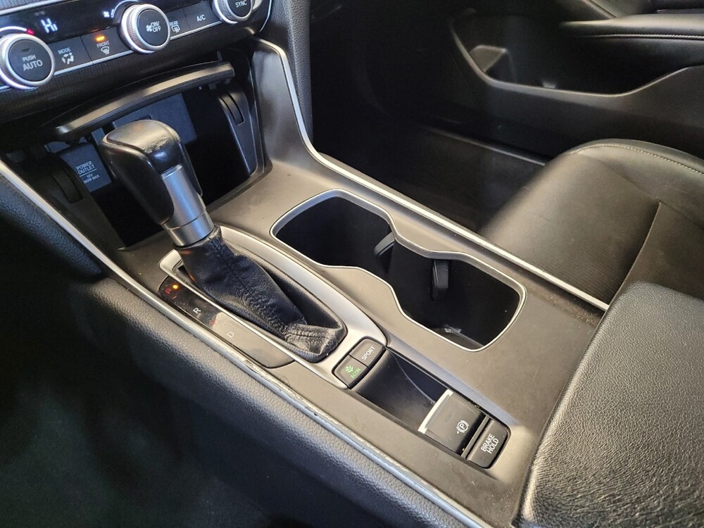 2018 Honda Accord in Columbus, OH 43228 - 18116536 26
