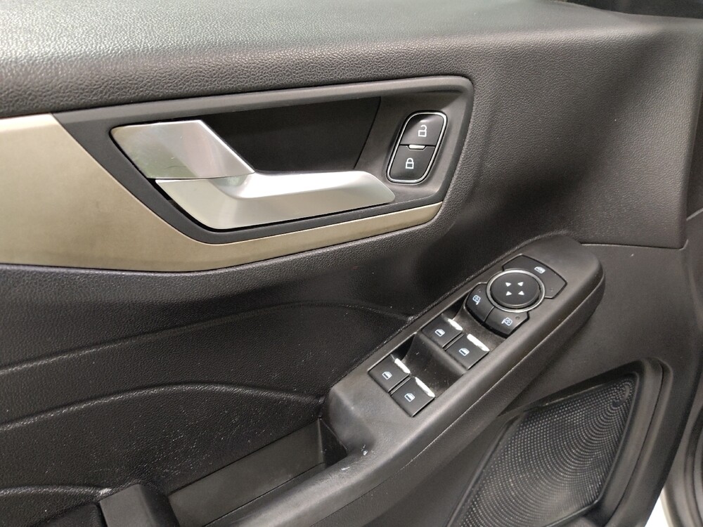 2021 Ford Escape in Columbus, OH 43231 - 18116537 27