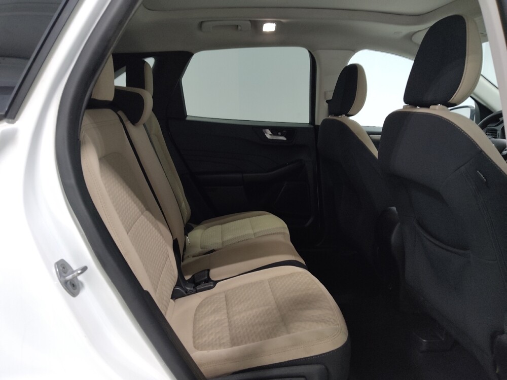 2021 Ford Escape in Columbus, OH 43231 - 18116537 19