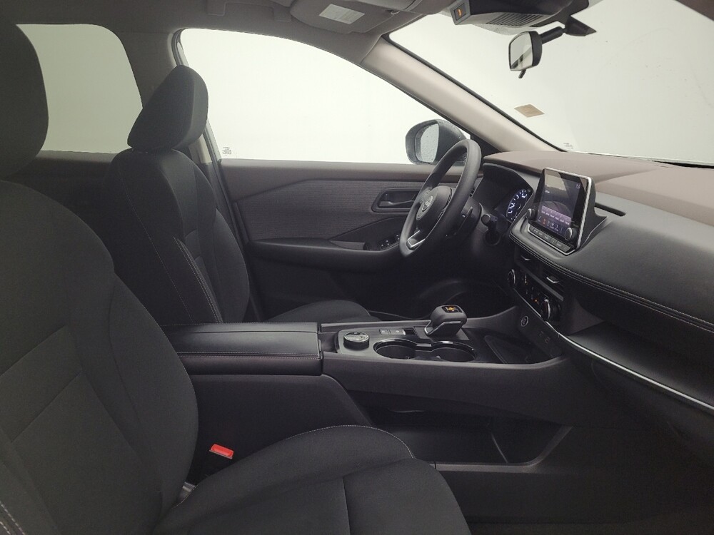 2023 Nissan Rogue in Cincinnati, OH 45255 - 18116549 21