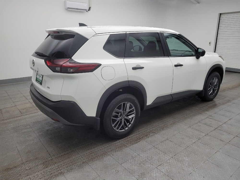 2023 Nissan Rogue in Cincinnati, OH 45255 - 18116549 10