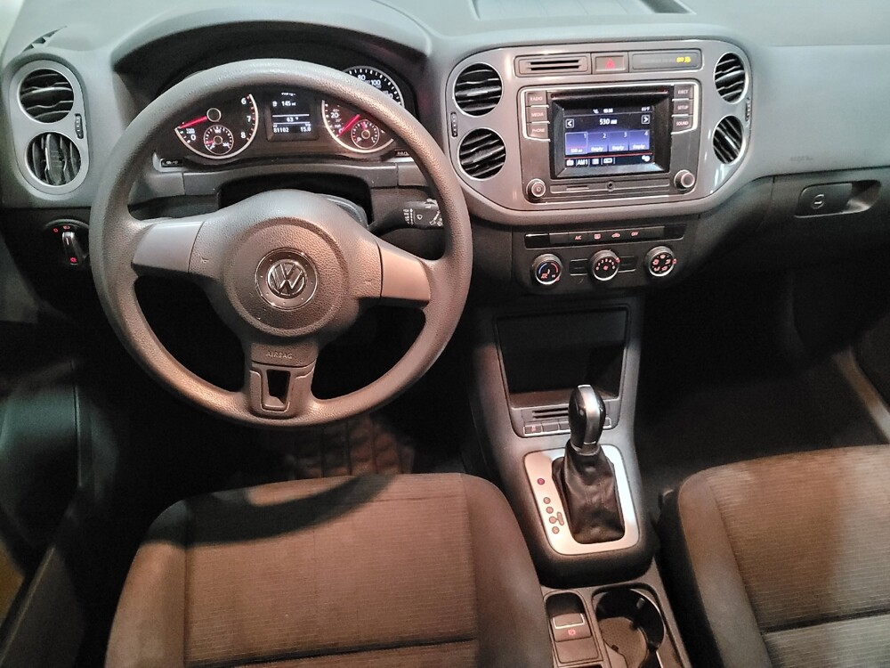 2017 Volkswagen Tiguan in Pittsburgh, PA 15237 - 18116552 22