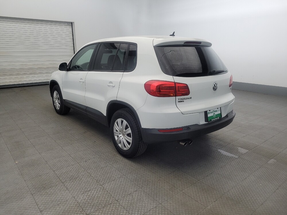 2017 Volkswagen Tiguan in Pittsburgh, PA 15237 - 18116552 5