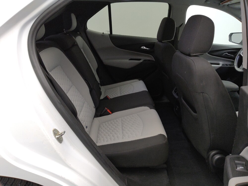 2020 Chevrolet Equinox in Independence, MO 64055 - 18116575 19