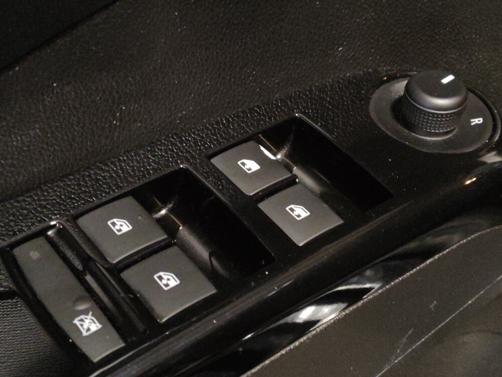 2018 Chevrolet Sonic in Sanford, FL 32773 - 18116579 27