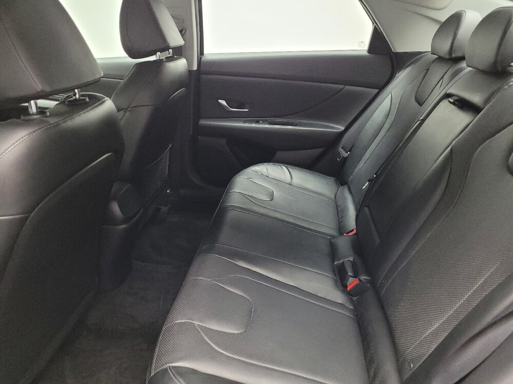 2022 Hyundai Elantra in Eastpointe, MI 48021 - 18116585 18