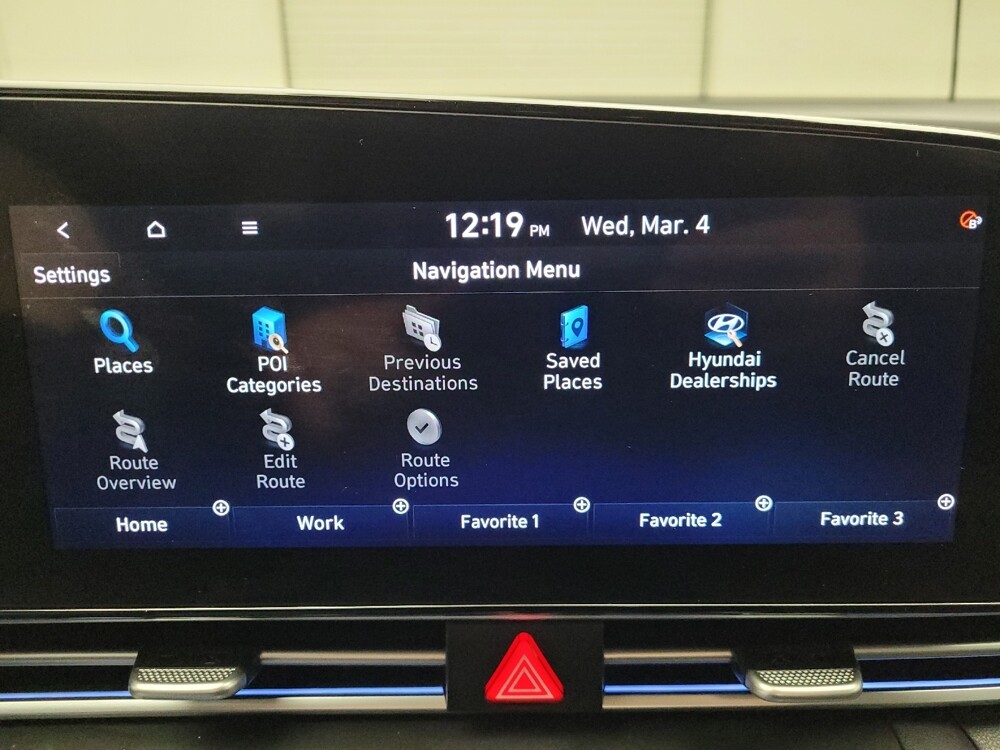 2022 Hyundai Elantra in Eastpointe, MI 48021 - 18116585 25