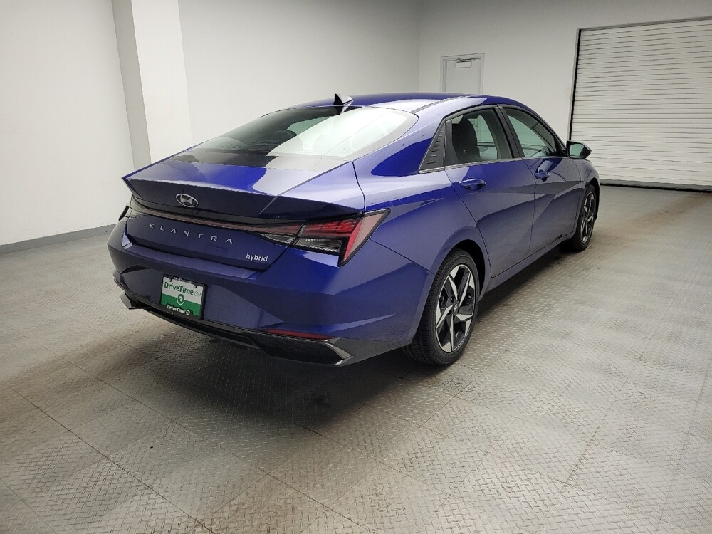 2022 Hyundai Elantra in Eastpointe, MI 48021 - 18116585 9