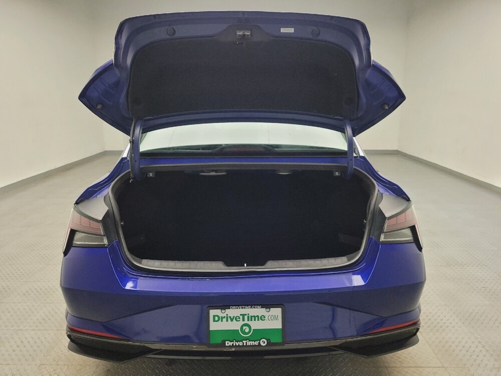 2022 Hyundai Elantra in Eastpointe, MI 48021 - 18116585 29