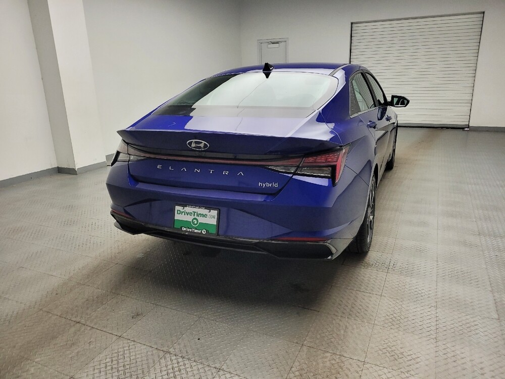 2022 Hyundai Elantra in Eastpointe, MI 48021 - 18116585 7
