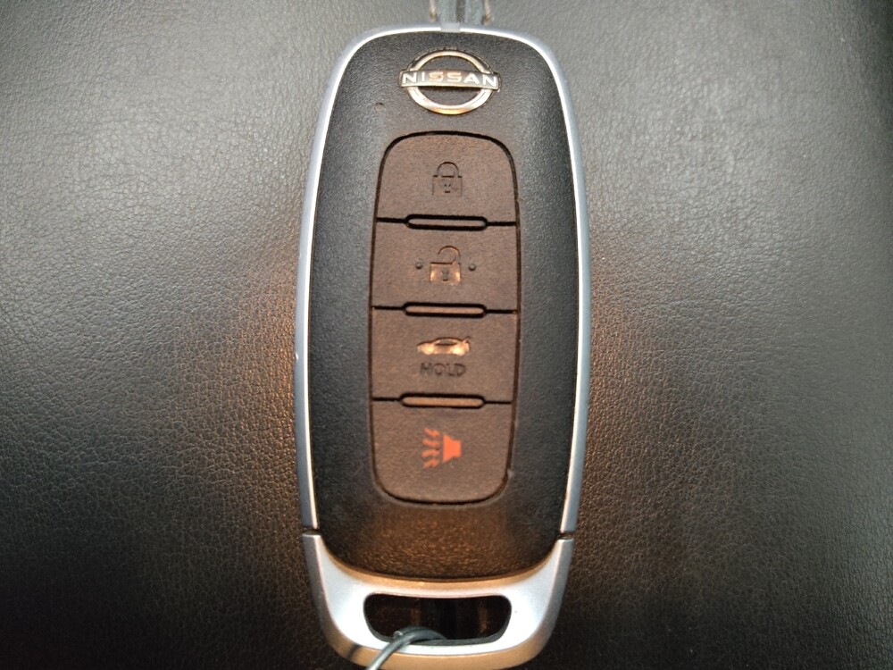 2025 Nissan Sentra in Denver, CO 80012 - 18116587 32