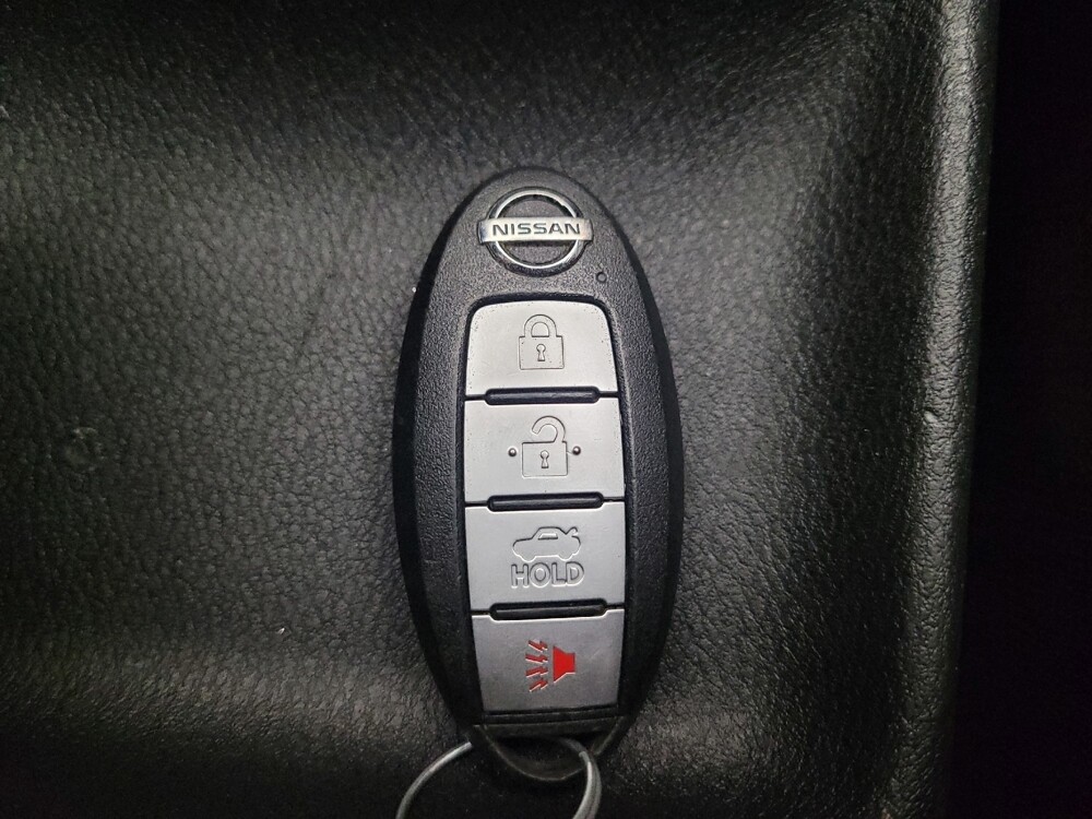 2020 Nissan Versa in Downey, CA 90241 - 18116593 32