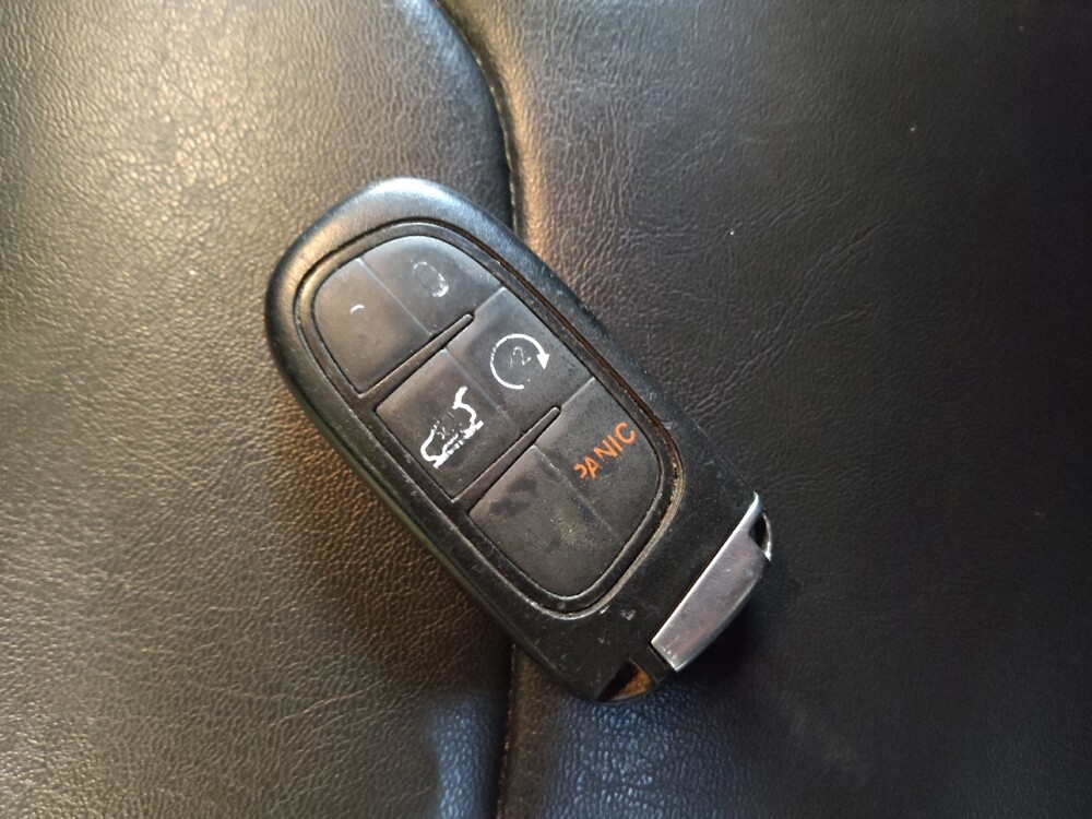 2020 Jeep Cherokee in Greensboro, NC 27407 - 18116595 32