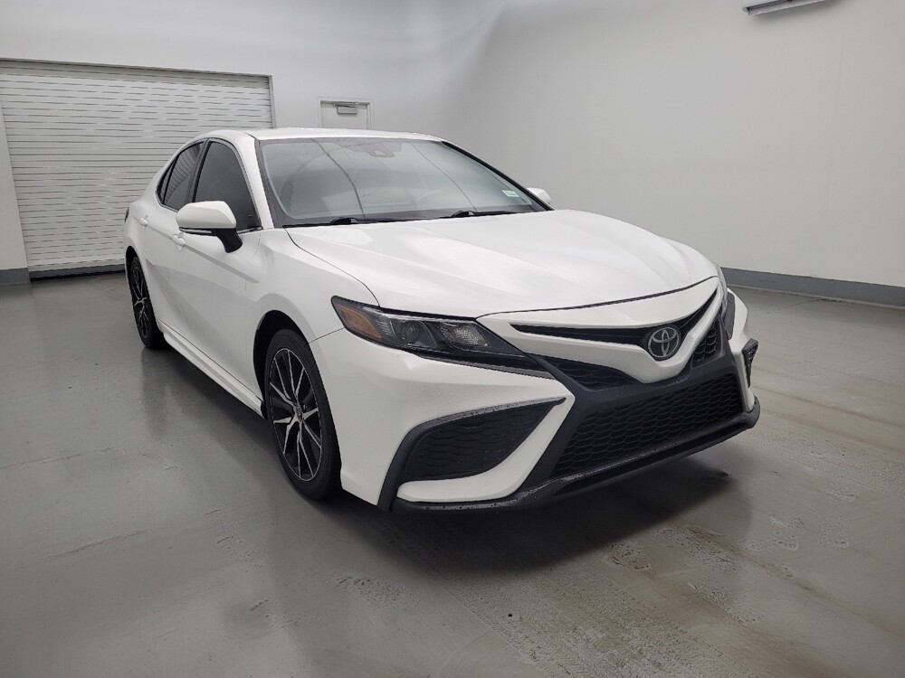 2022 Toyota Camry in Maple Heights, OH 44137 - 18116596 13