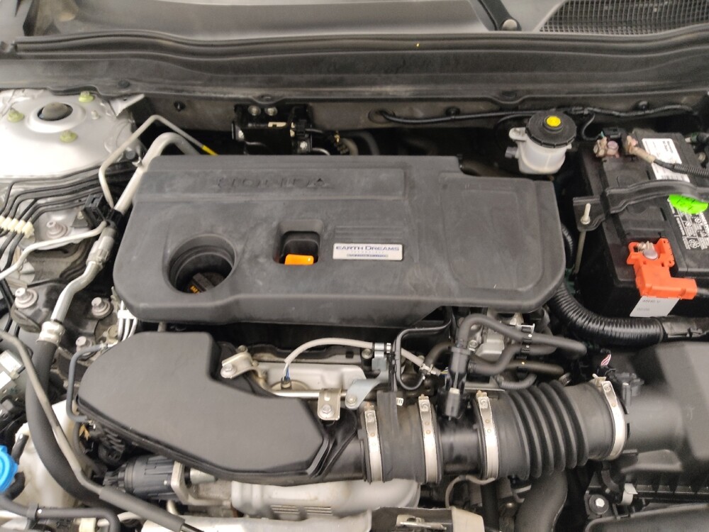 2018 Honda Accord in Clearwater, FL 33764 - 18116603 30