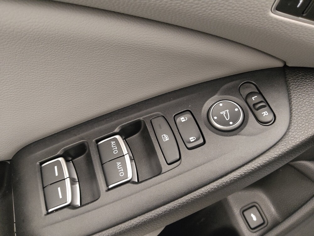 2018 Honda Accord in Clearwater, FL 33764 - 18116603 27