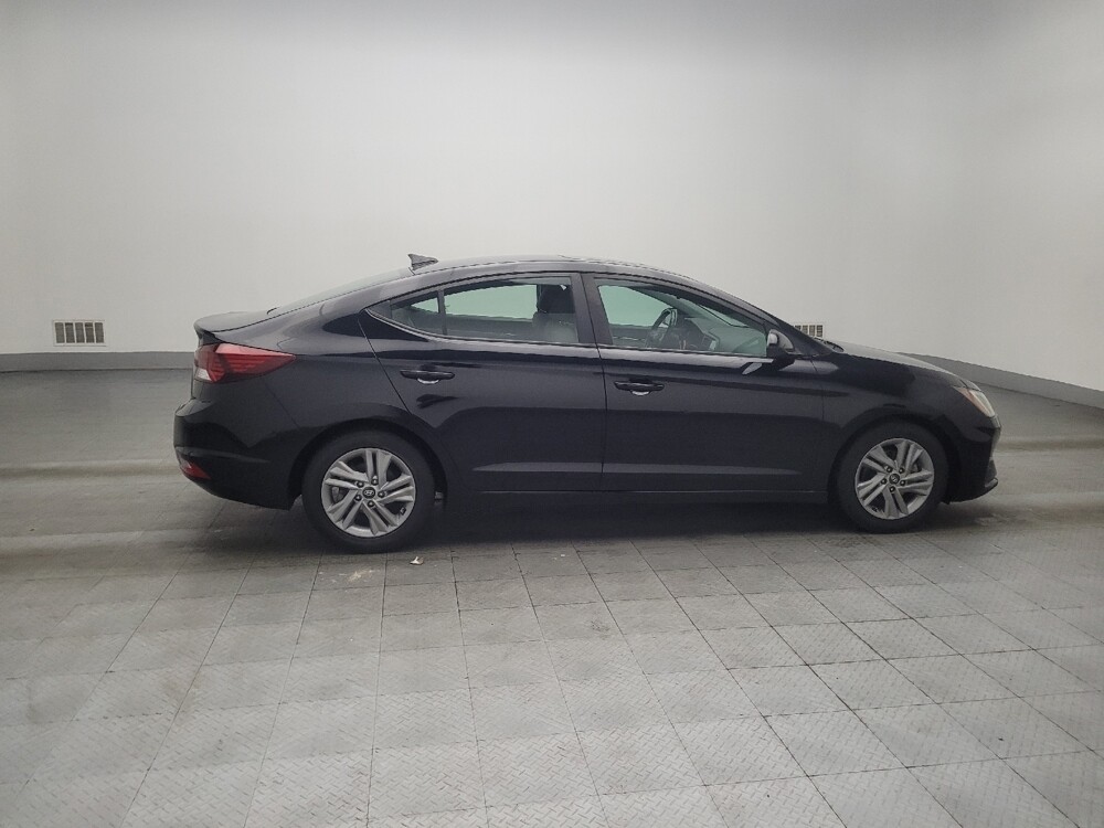 2019 Hyundai Elantra in Athens, GA 30606 - 18116604 10