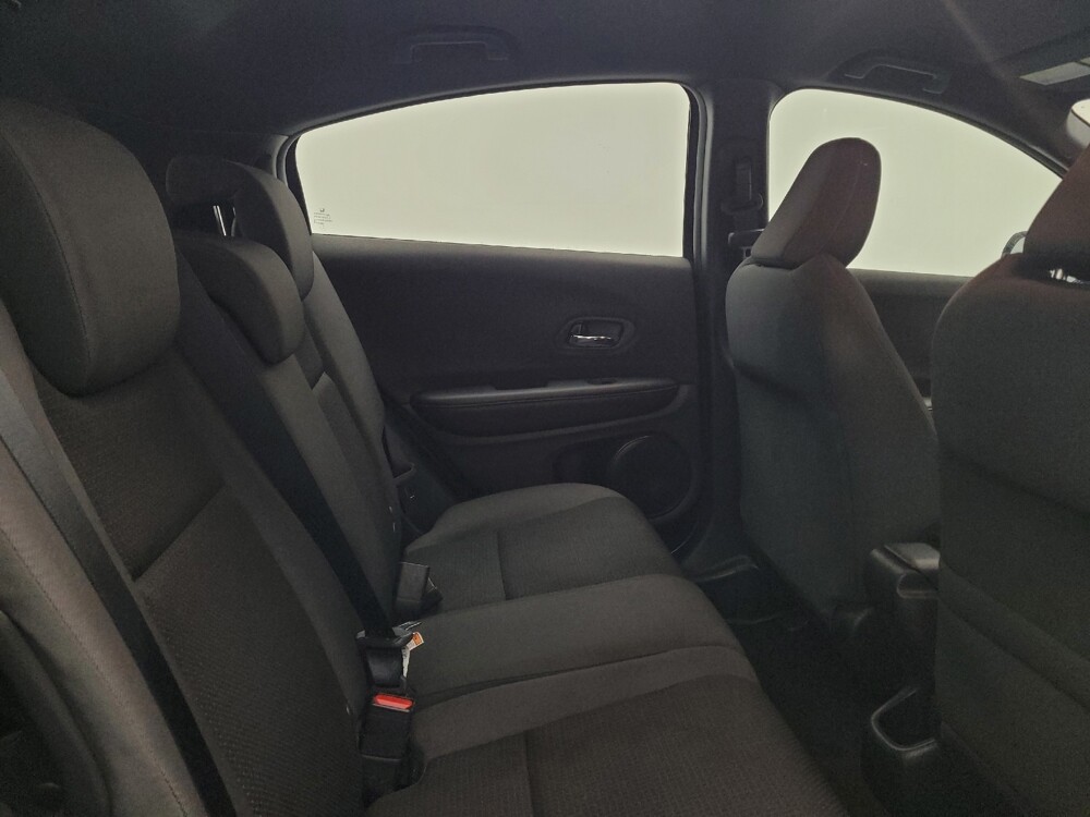 2020 Honda HR-V in Maple Heights, OH 44137 - 18116606 19