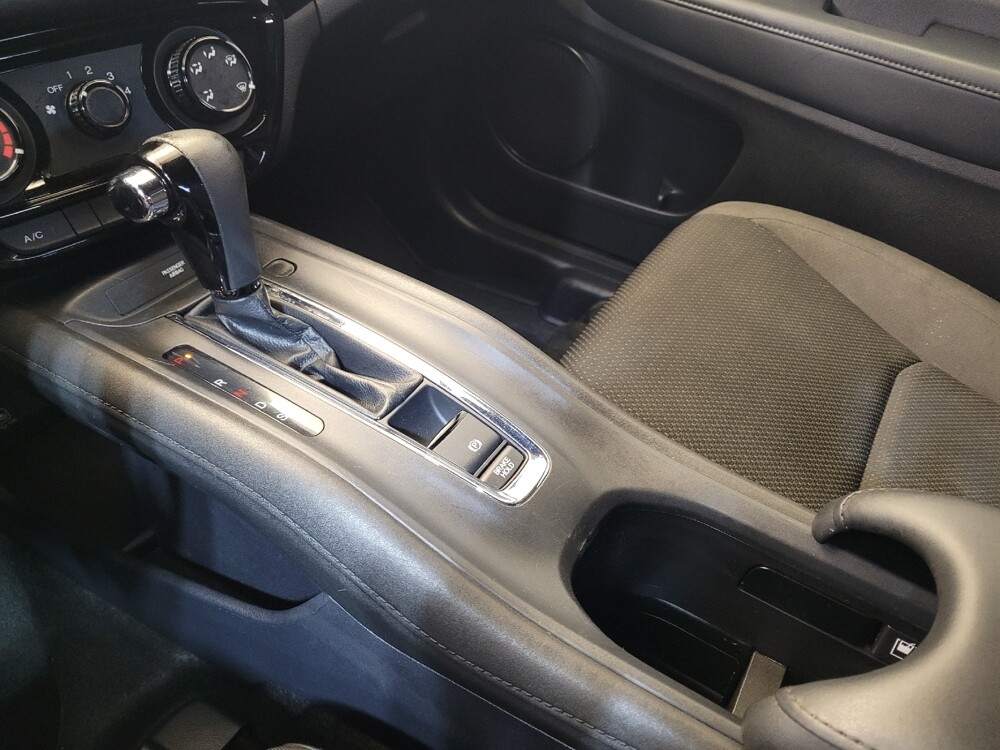 2020 Honda HR-V in Maple Heights, OH 44137 - 18116606 26