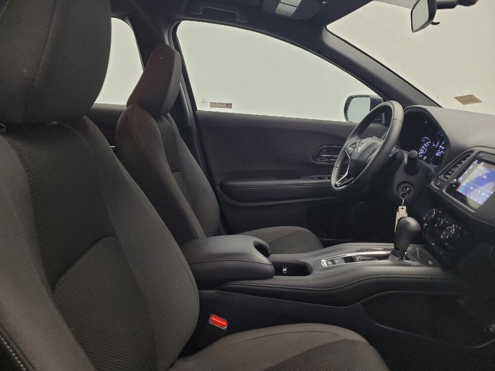 2020 Honda HR-V in Maple Heights, OH 44137 - 18116606 21