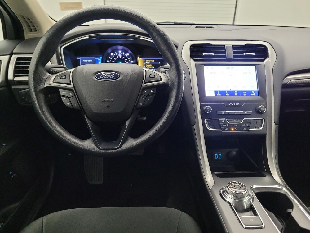 2020 Ford Fusion in Maple Heights, OH 44137 - 18116608 22