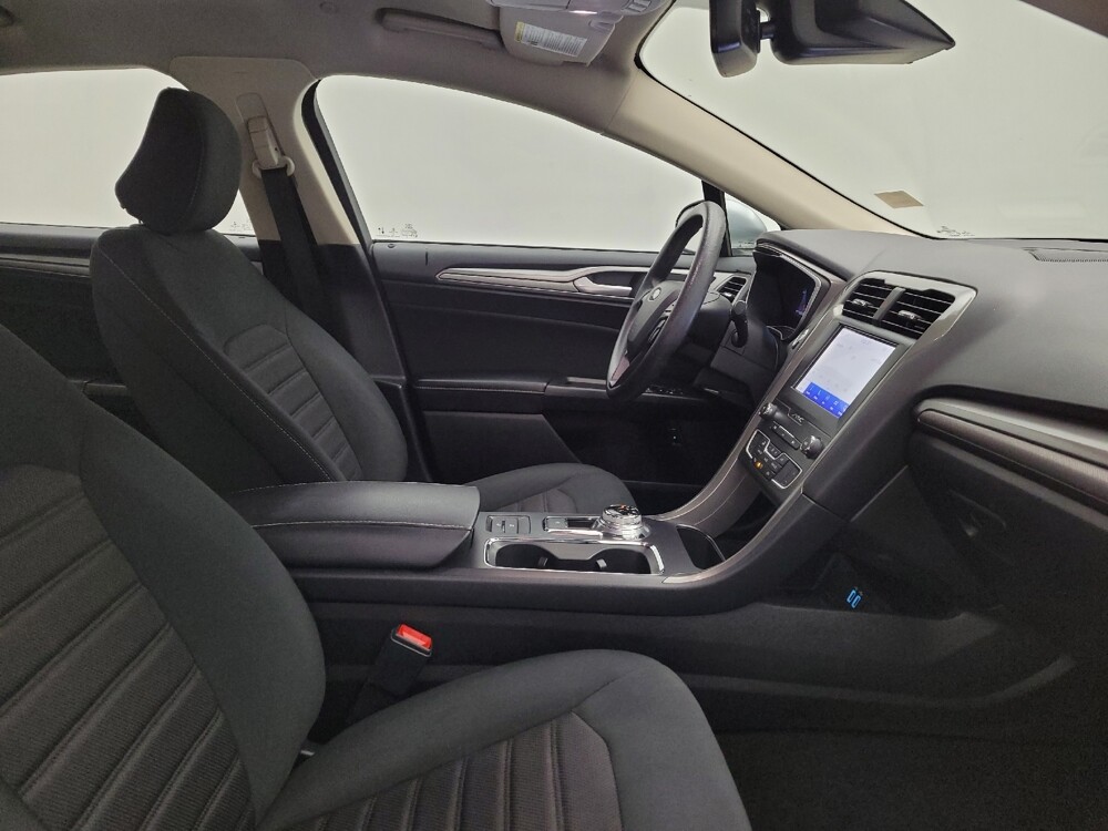 2020 Ford Fusion in Maple Heights, OH 44137 - 18116608 21