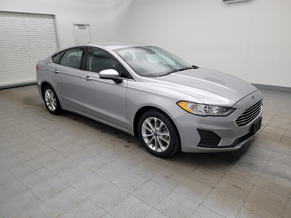 2020 Ford Fusion in Maple Heights, OH 44137 - 18116608 11