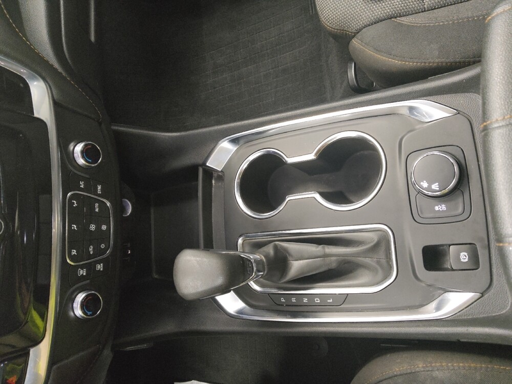 2021 Chevrolet Traverse in St. Louis, MO 63125 - 18116612 26