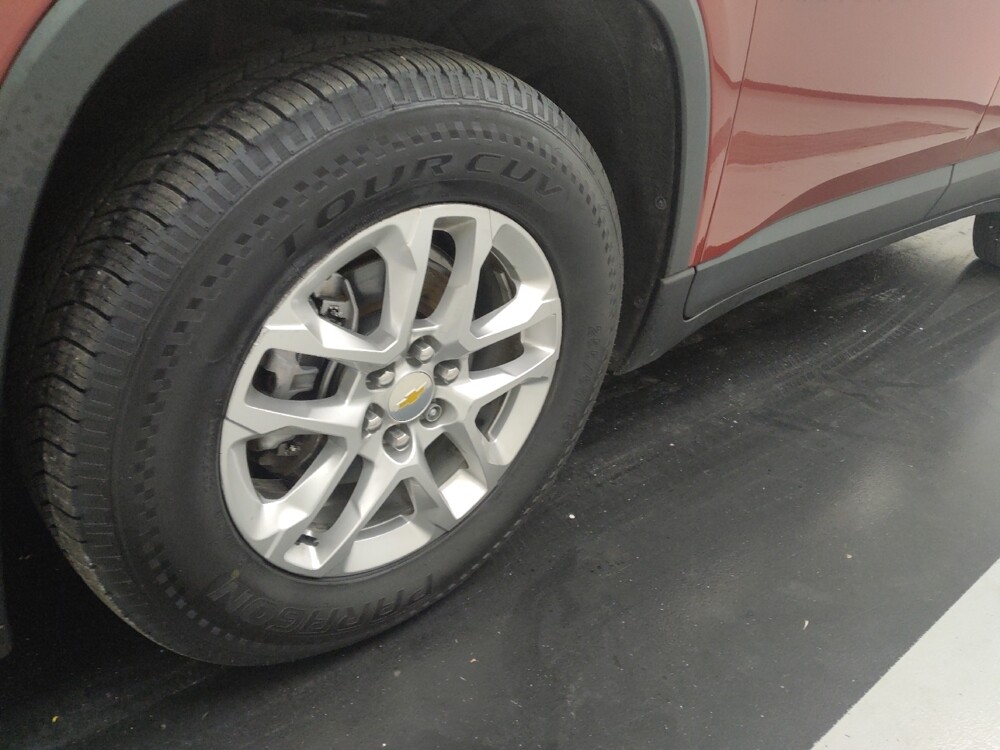 2021 Chevrolet Traverse in St. Louis, MO 63125 - 18116612 31