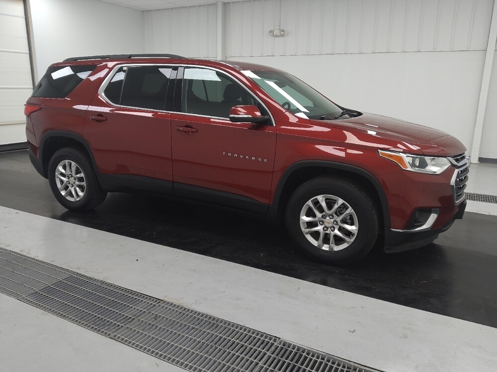 2021 Chevrolet Traverse in St. Louis, MO 63125 - 18116612 11