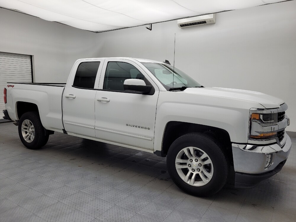 2018 Chevrolet Silverado 1500 in Greenville, SC 29607 - 18116615 11