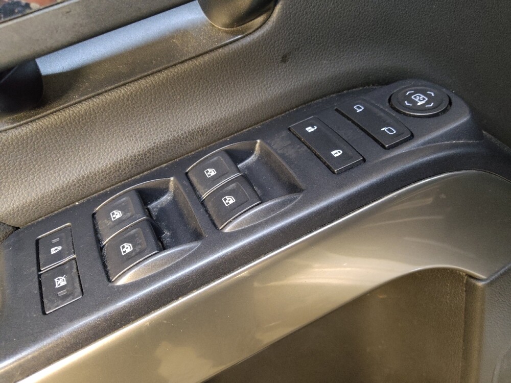 2018 Chevrolet Silverado 1500 in Greenville, SC 29607 - 18116615 27