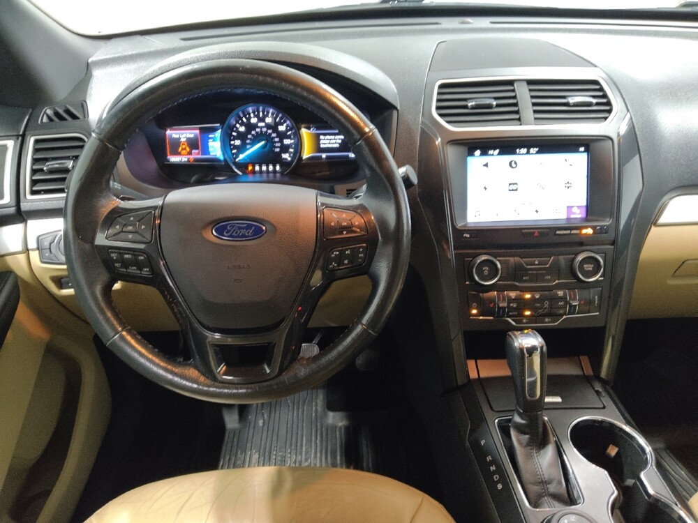 2017 Ford Explorer in Columbus, OH 43228 - 18116625 22