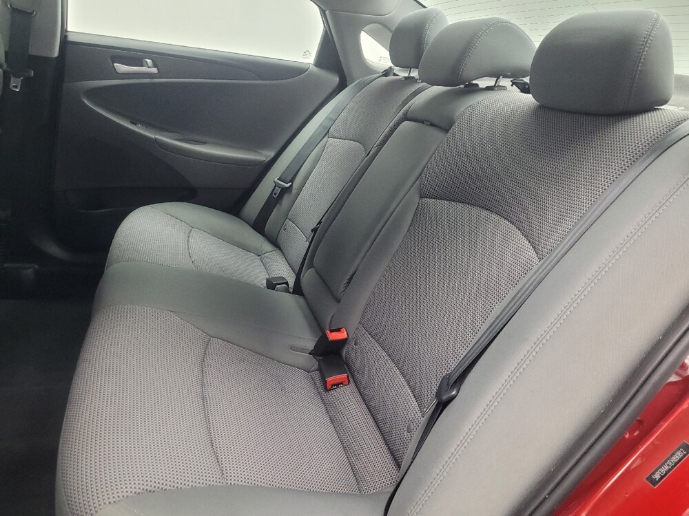 2014 Hyundai Sonata in Indianapolis, IN 46222 - 18116636 18