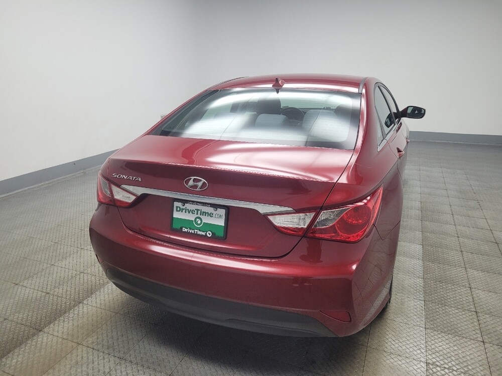 2014 Hyundai Sonata in Indianapolis, IN 46222 - 18116636 7