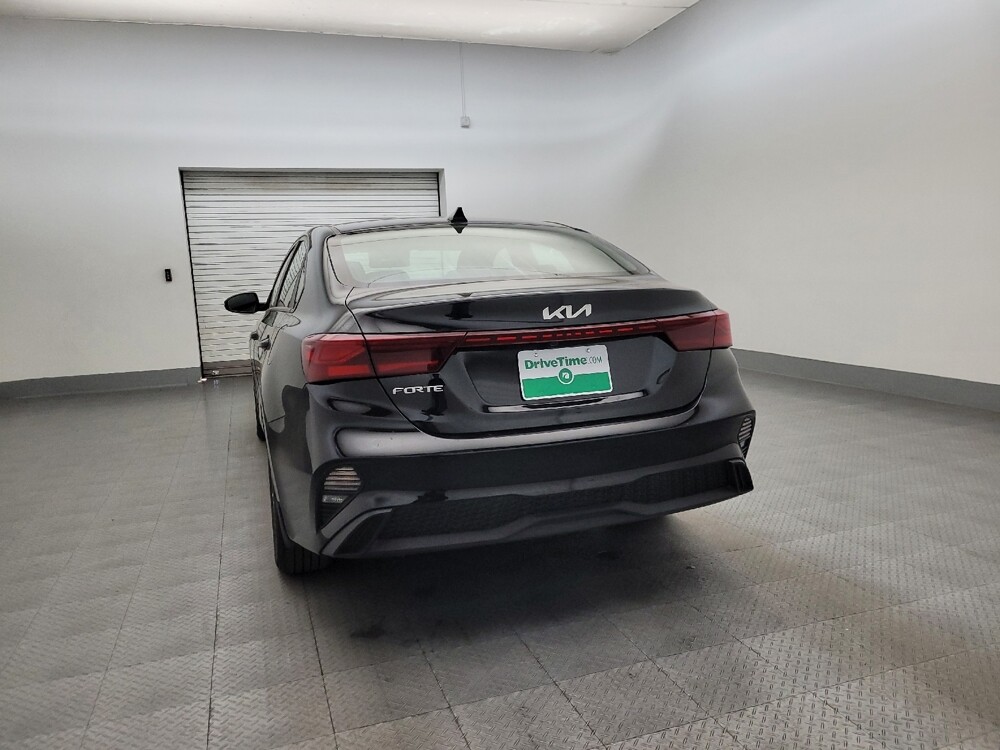 2024 Kia Forte in Mesa, AZ 85210 - 18116644 6