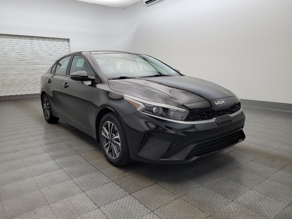 2024 Kia Forte in Mesa, AZ 85210 - 18116644 13