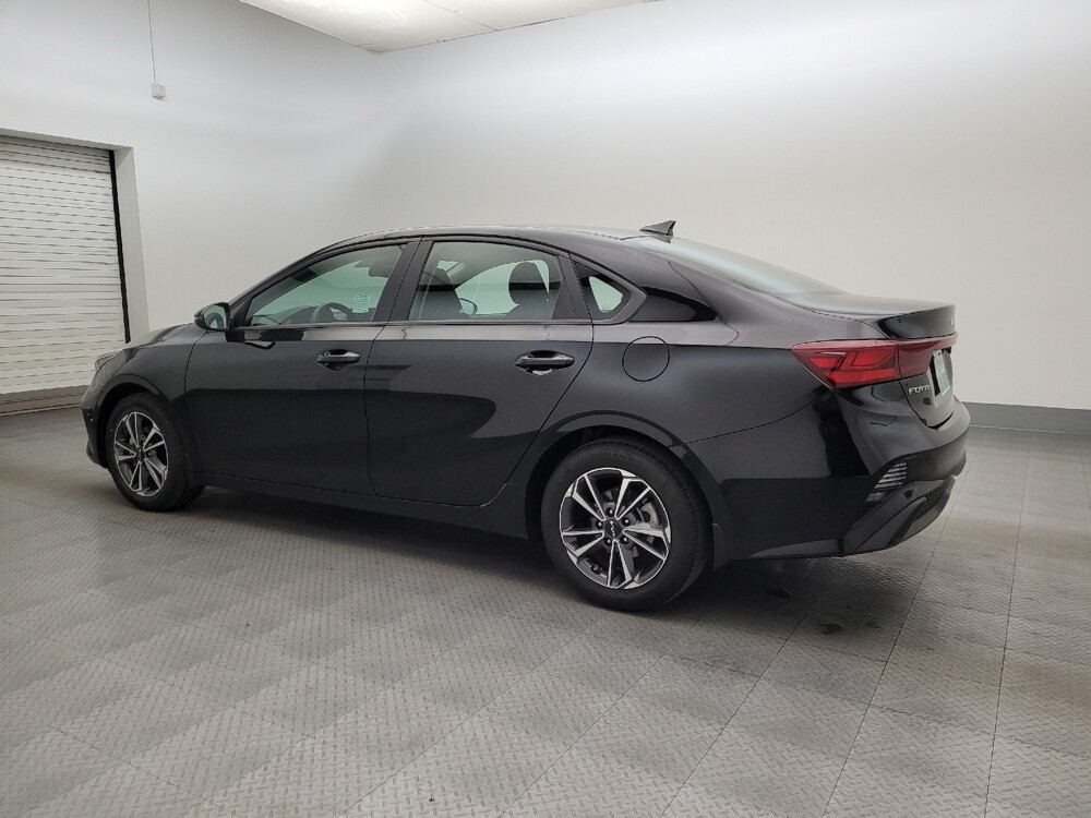 2024 Kia Forte in Mesa, AZ 85210 - 18116644 3