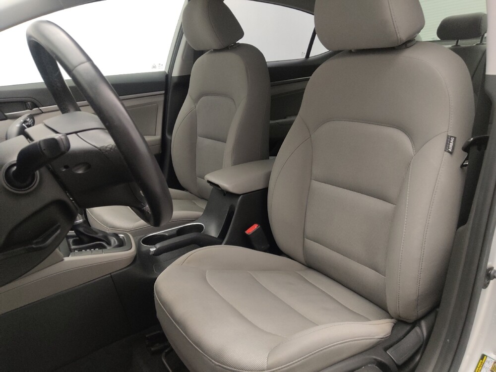 2018 Hyundai Elantra in Jacksonville, FL 32225 - 18116647 17