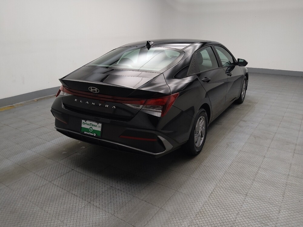 2025 Hyundai Elantra in Midlothian, IL 60445 - 18116665 9