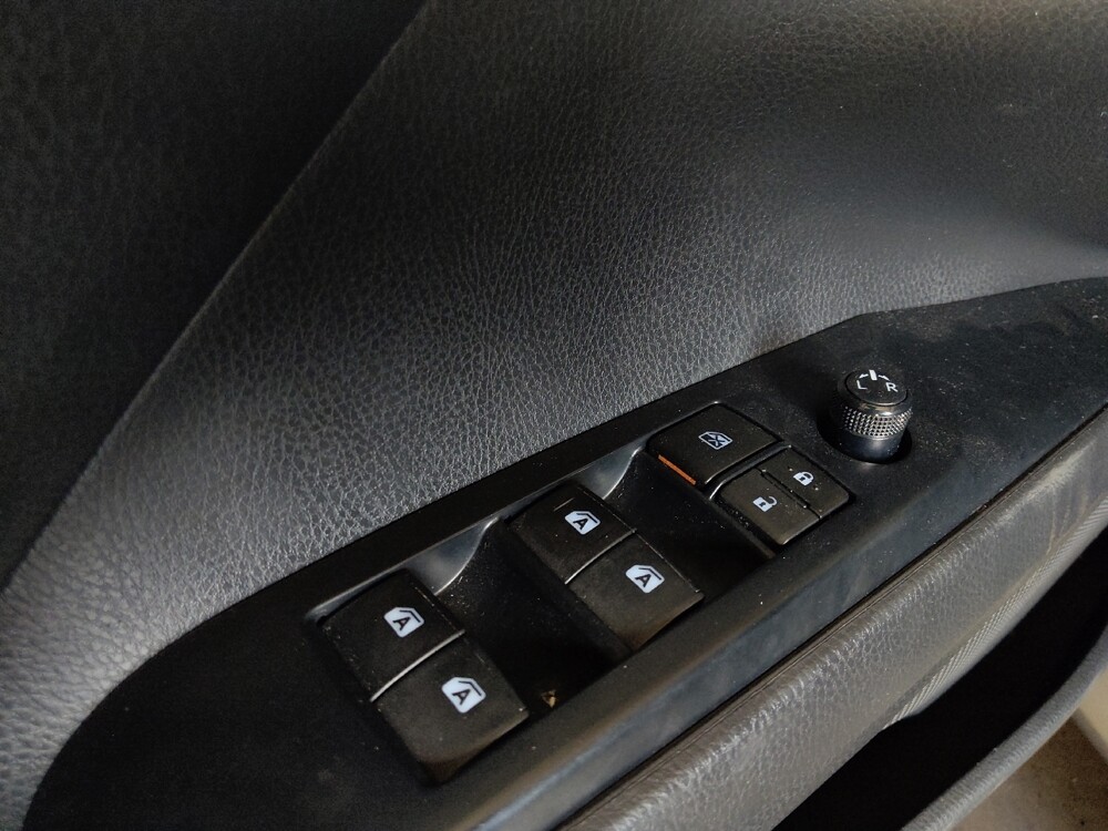 2020 Toyota Camry in Clearwater, FL 33764 - 18116671 27