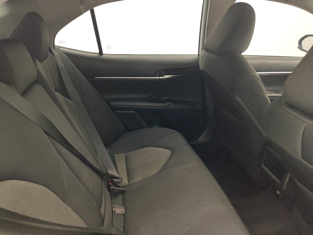 2020 Toyota Camry in Clearwater, FL 33764 - 18116671 19