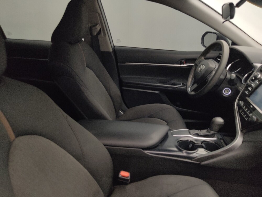 2020 Toyota Camry in Clearwater, FL 33764 - 18116671 21