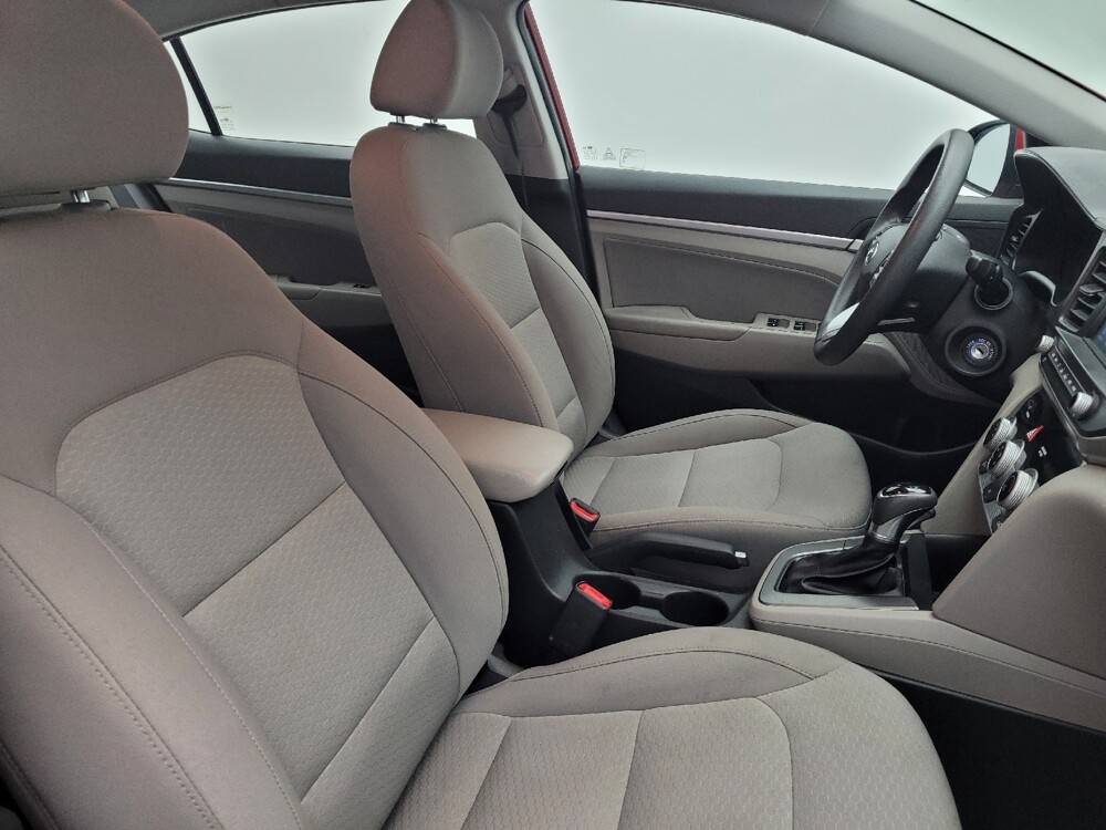 2019 Hyundai Elantra in Columbia, SC 29210 - 18116675 21