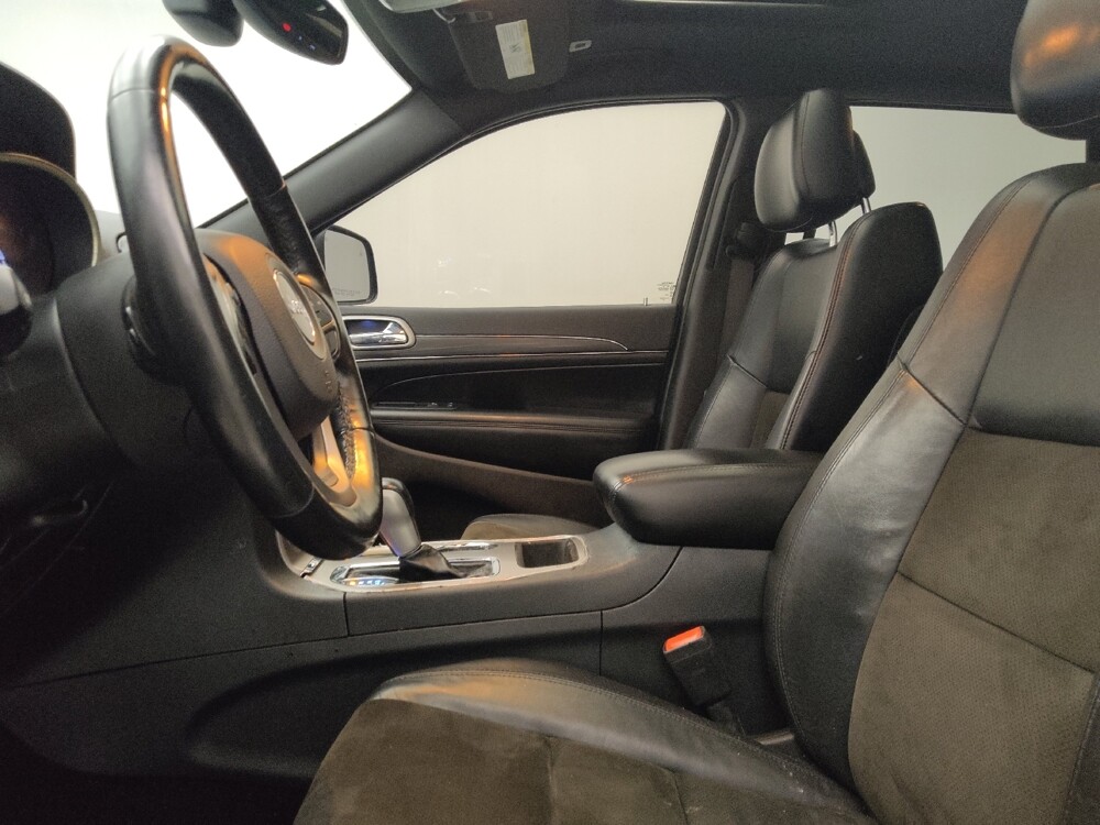 2019 Jeep Grand Cherokee in Des Moines, IA 50310 - 18116677 17