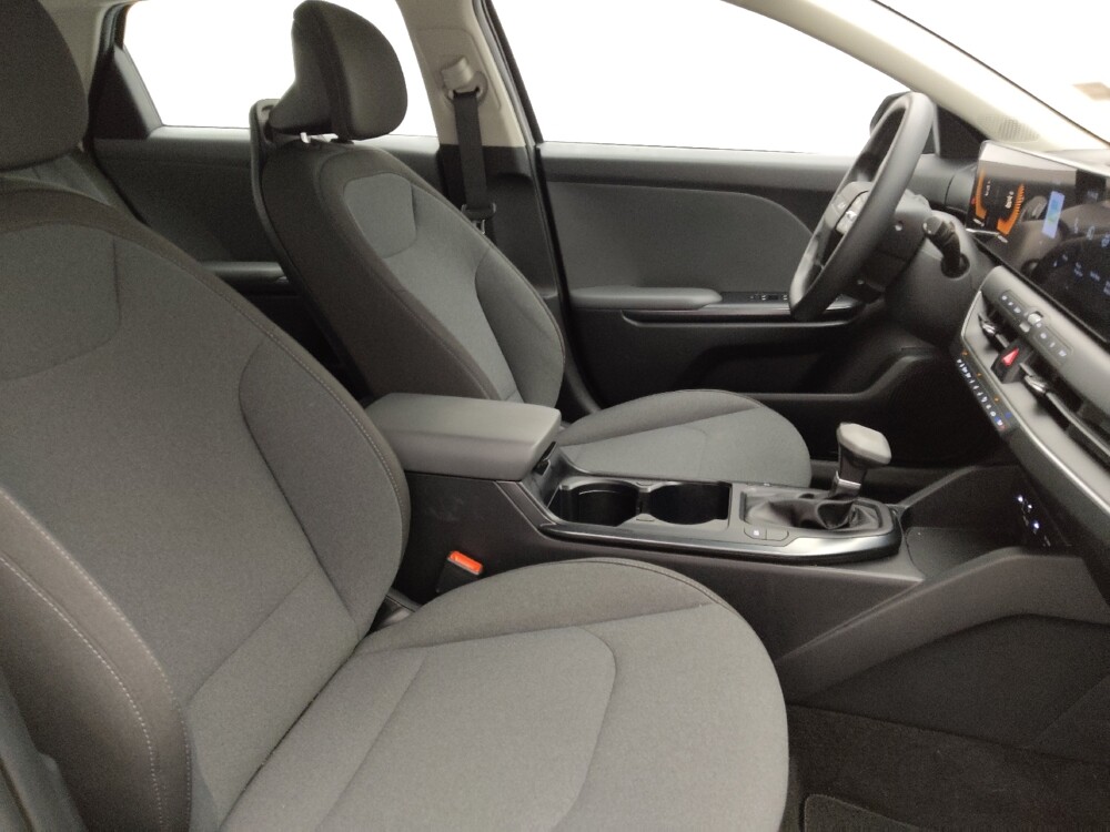 2025 Kia K4 in Columbia, SC 29210 - 18116679 21