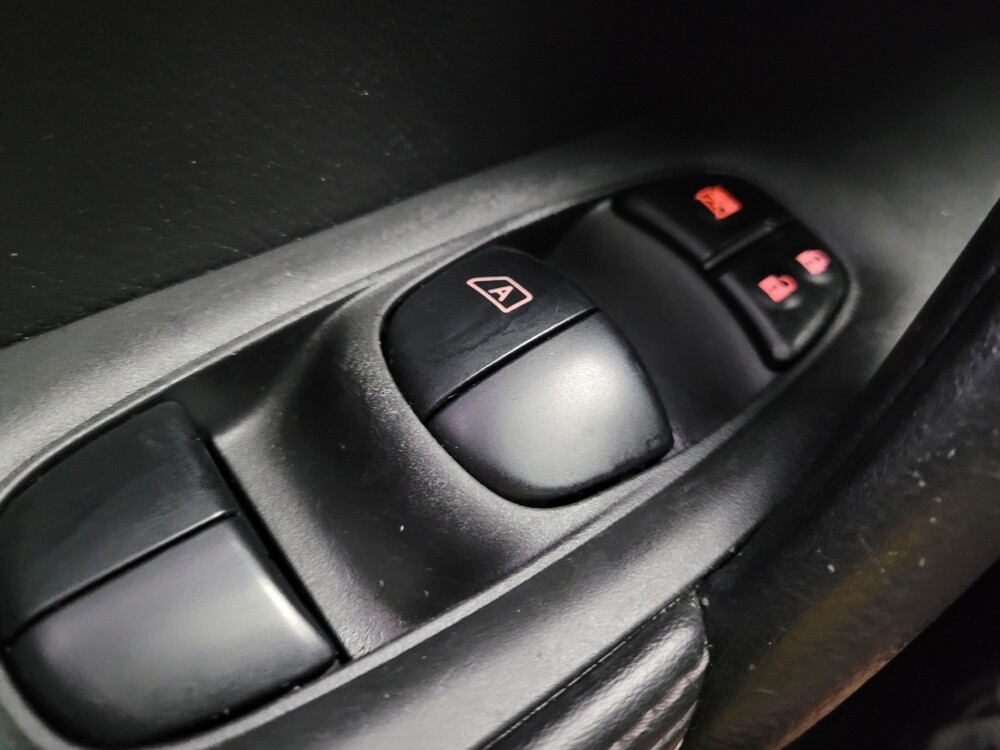 2021 Nissan Rogue Sport in Columbia, SC 29210 - 18116680 27