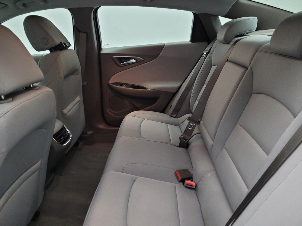 2020 Chevrolet Malibu in Columbus, OH 43231 - 18116681 18