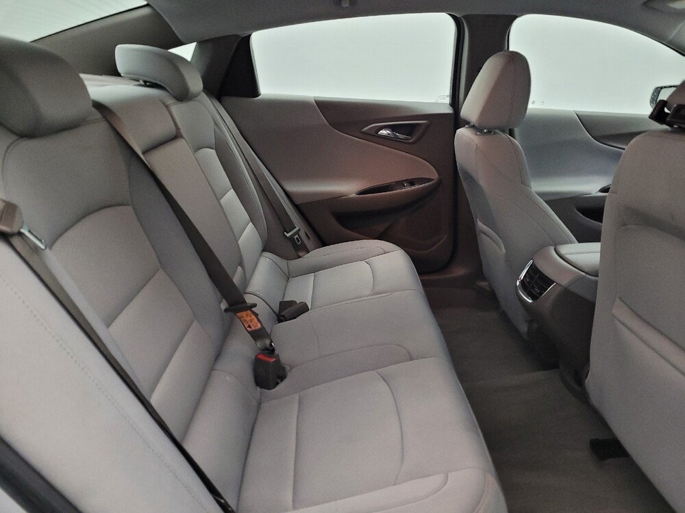 2020 Chevrolet Malibu in Columbus, OH 43231 - 18116681 19